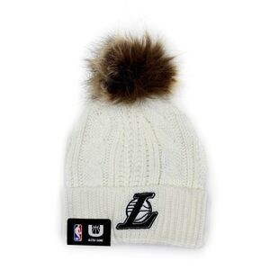 LA Los Angeles Lakers Beanie Womens Cable Knit Winter Hat Faux Fur Pom Cream
